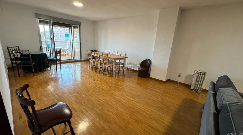 Foto b4367f9a-855d-4a7f-b6ec-cf846f980c31. Flat in avenida de la constitución 20 in Plaza de Toros Granada