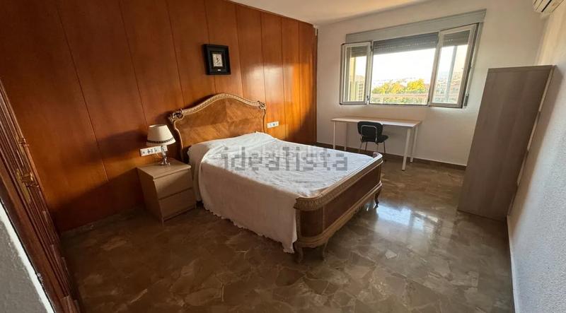 Foto 0eda2e69-ce8a-4e38-85de-fc3e89ce7bbb. Pis a avenida de la constitución 20 a Plaza de Toros Granada