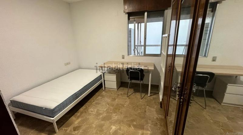 Foto 2e714cef-4dc2-40cb-9440-b1b4798390a7. Pis a avenida de la constitución 20 a Plaza de Toros Granada