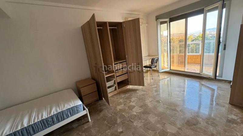 Foto 7b24a62b-e59b-4bc1-af53-39dcf1c473ba. Pis a avenida de la constitución 20 a Plaza de Toros Granada