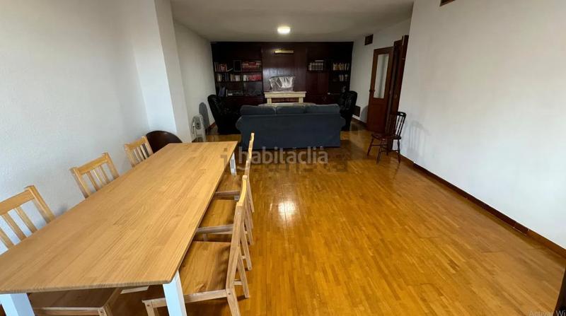 Foto f89e1ebc-7334-4055-9a9a-b00785196f26. Pis a avenida de la constitución 20 a Plaza de Toros Granada