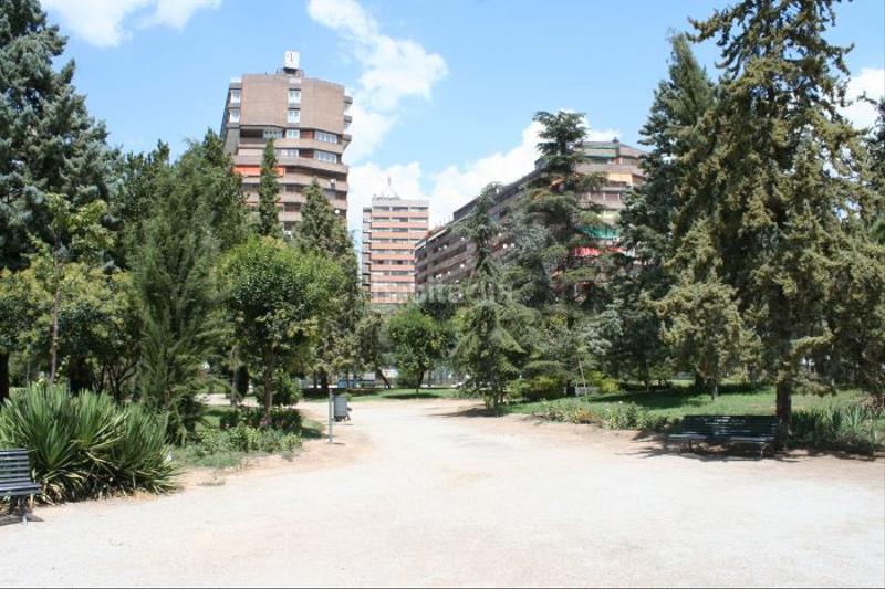 Foto e1a21c6c-323e-43b2-ac9e-66be124099da. Piso en avenida de la constitución 20 en Plaza de Toros Granada