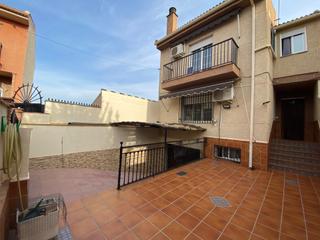 Casa bifamiliare  Calle rosalía de castro