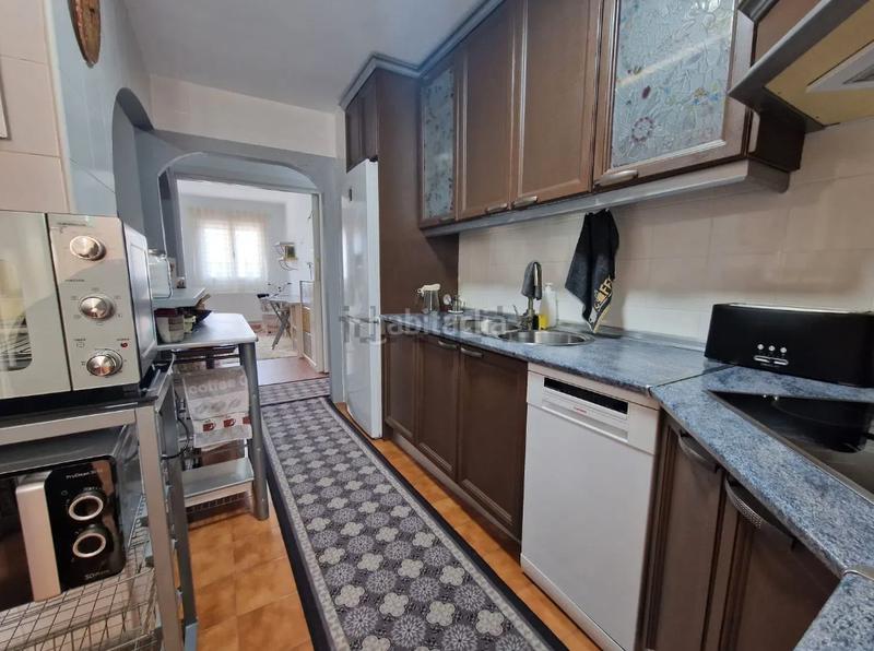 Foto 1496013f-58be-420b-86ab-ad3e72641886. Appartement dans calle alcalá la real 12 dans Almanjáyar Granada