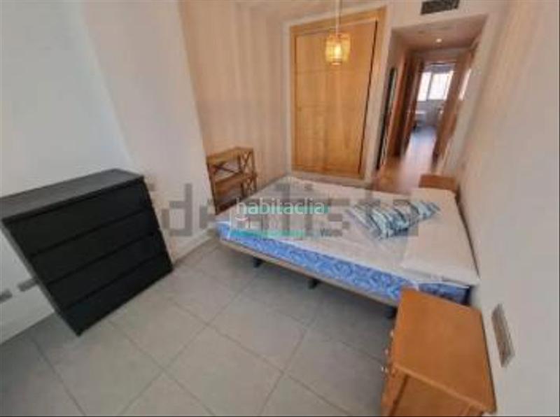 Foto 75c9930a-4037-4b56-b967-55c8d450687f. Pis a avenida de la investigación 8 a Campus de la Salud Armilla