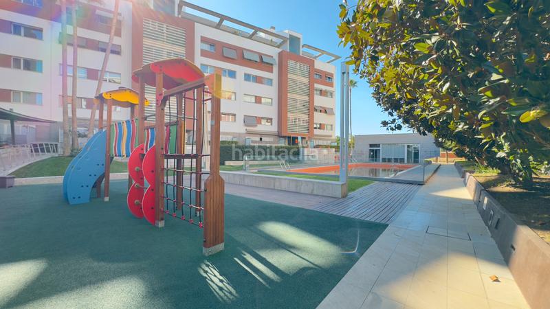 Foto b0451eac-117e-40ee-9aed-3866ab5a160a. Pis a avenida de la investigación 8 a Campus de la Salud Armilla