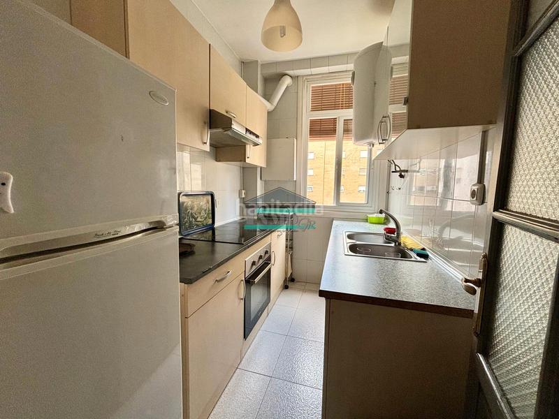 Foto 592f2411-269e-4a05-acb1-e6b25b6232ec. Appartement dans calle tórtola 15 dans Pajaritos Granada