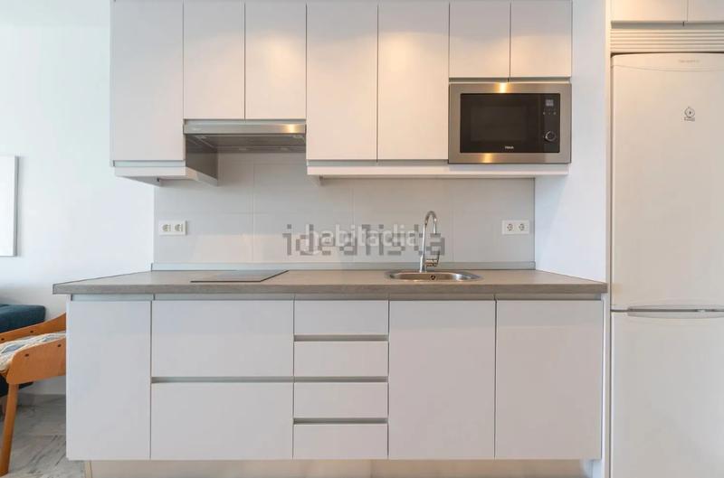 Foto 43a36a5d-81b2-4663-b716-1f0e37b1dd5b. Flat in paseo marítimo travesía a 43 in Salobreña costa Salobreña