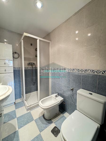 Foto 3edd11c1-d757-46ba-b0c7-f9fceb285366. Alquiler piso en calle san fernando 5 en San Francisco Javier Granada