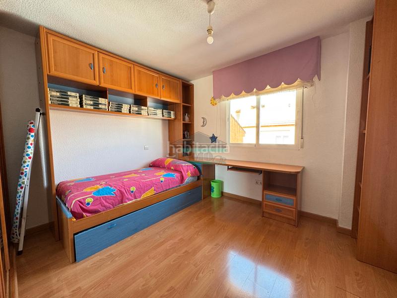 Foto c315c464-da51-40df-b051-b7e855a588ec. Alquiler piso en calle san fernando 5 en San Francisco Javier Granada