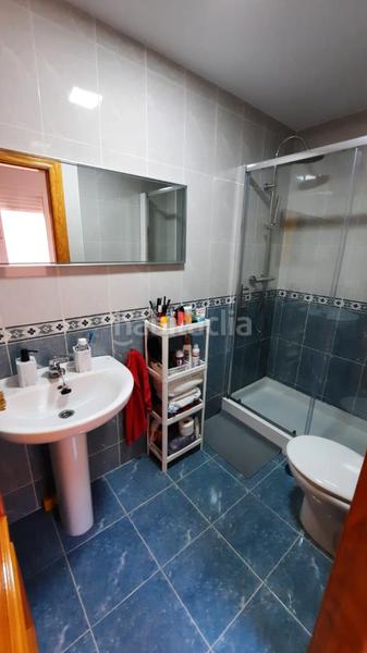 Foto 8f089456-1582-4945-b187-fcb4abfa3f4d. Alquiler piso en calle ramón y cajal 10 en Aljomahima - Ermita Gabias (Las)