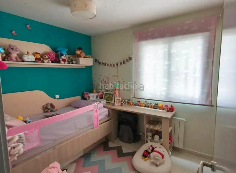 Foto 7128ecd0-eaf4-46aa-8142-b1f9312d9c46. Appartement dans calle paloma 17 dans La Zubia Ciudad Zubia (La)