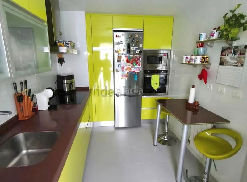 Foto ef9ef4c7-0f64-4220-bc57-3d81329584e9. Etagenwohnung in calle paloma 17 in La Zubia Ciudad Zubia (La)