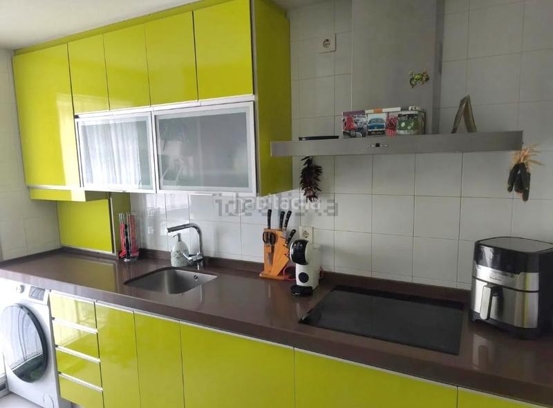 Foto 5a80176a-7258-4b30-853b-60dbffa58c31. Piso en calle paloma 17 en La Zubia Ciudad Zubia (La)