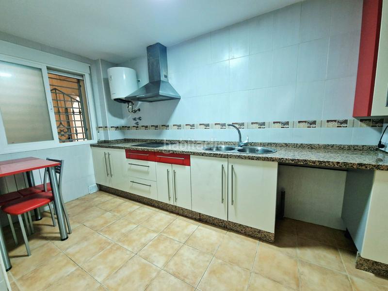 Foto 64530385-cfbc-45f2-9aa9-9dda05fb18ca. Etagenwohnung mit heizung in La Zubia Ciudad Zubia (La)