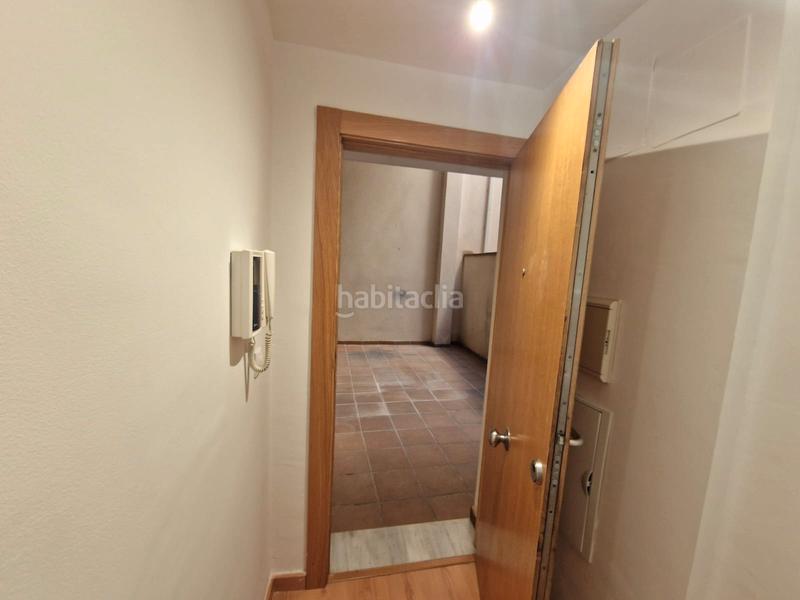 Foto c847ec23-fce9-44ac-baf8-12cf6eb4d6f0. Etagenwohnung mit heizung in La Zubia Ciudad Zubia (La)