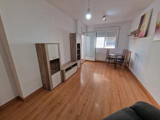 Etagenwohnung in Calle Vicente Aleixandre