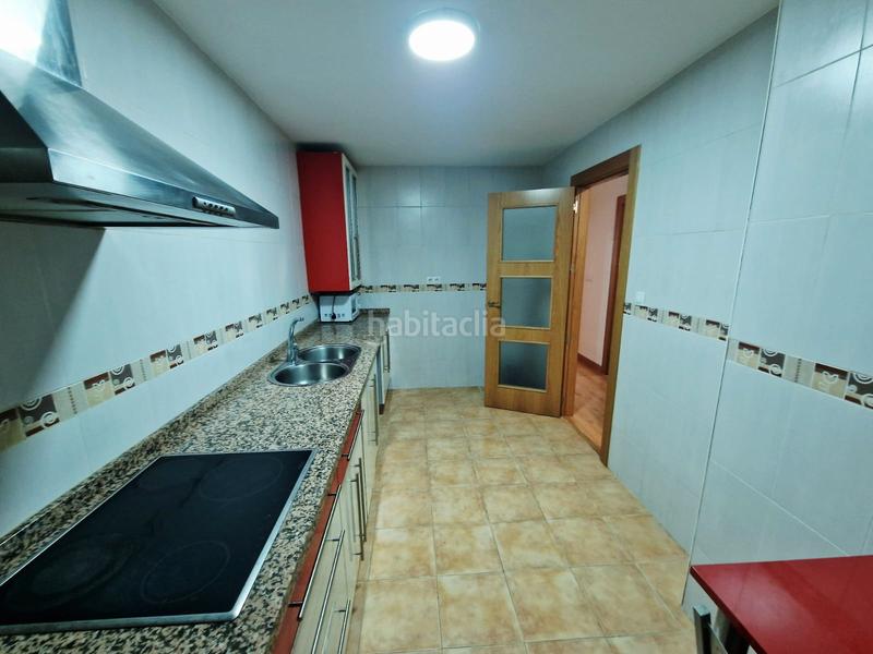 Foto 454ec1cd-a6d4-4e88-b417-4f7e25e0135d. Flat with heating in La Zubia Ciudad Zubia (La)