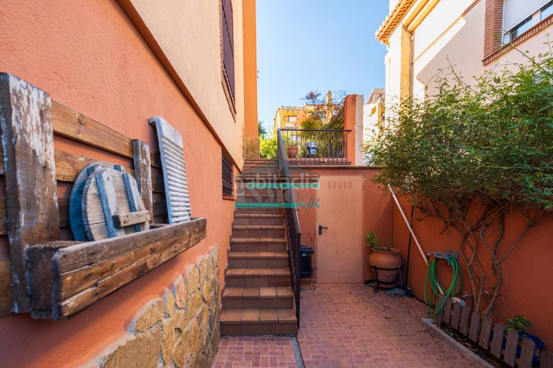 Foto 310f30ad-920b-4dcf-b63c-36b7da12c4b0. Chalet mit kamin heizung parking pool in La Zubia Ciudad Zubia (La)