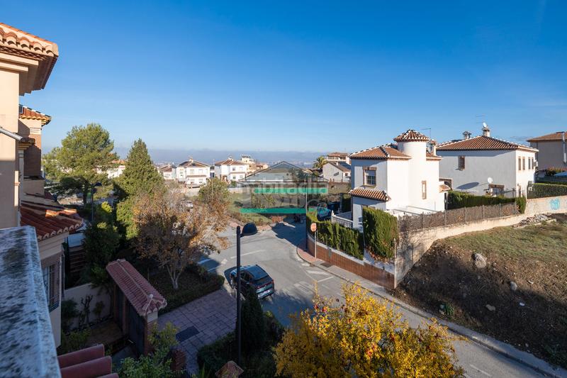 Foto 4fdce867-eeff-435f-b07b-9fb7f6feac0e. Chalet with fireplace heating parking pool in La Zubia Ciudad Zubia (La)