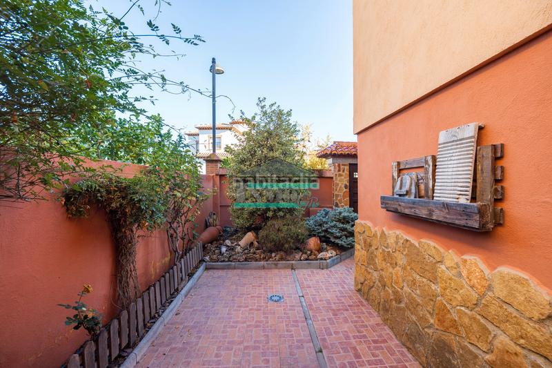 Foto e411602c-b80d-4328-bcf4-b60a712083f9. Chalet with fireplace heating parking pool in La Zubia Ciudad Zubia (La)