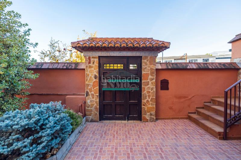 Foto 279b346e-79ab-4960-967c-1318db142a26. Xalet amb xemeneia calefacció aparcament piscina a Zubia (La)