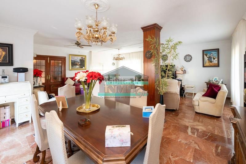 Foto 65d5c08e-2173-4aba-940e-84b61a6dca3d. Lloguer xalet a calle santa isabel 44 a Residencial Triana - Barrio Alto Gabias (Las)