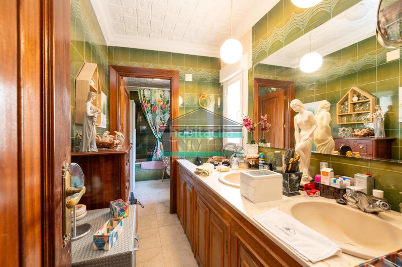 Foto 88c6d01e-9b3e-466c-afac-1f211955fe9e. Lloguer xalet a calle santa isabel 44 a Residencial Triana - Barrio Alto Gabias (Las)