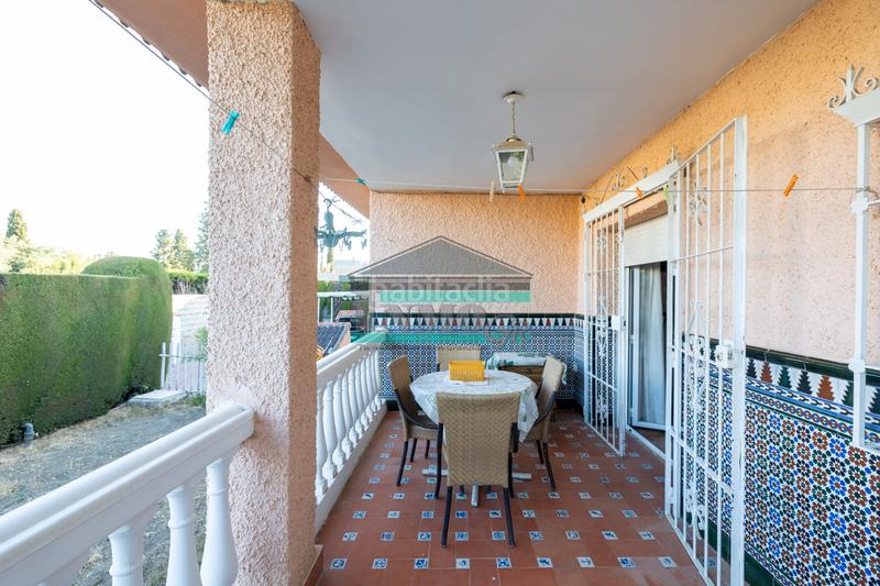 Foto ed7cf412-04ec-4005-90b8-141f0f9afad0. Lloguer xalet a calle santa isabel 44 a Residencial Triana - Barrio Alto Gabias (Las)