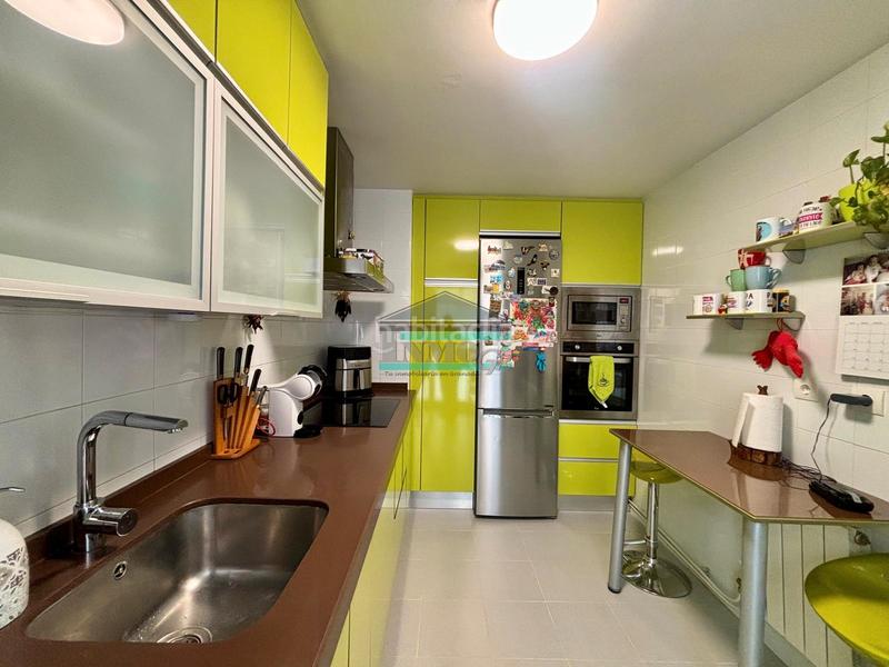 Foto 16cd4fad-631d-46b5-a4f3-954b5f862889. Appartement dans camino de satajardas 2 dans La Zubia Ciudad Zubia (La)