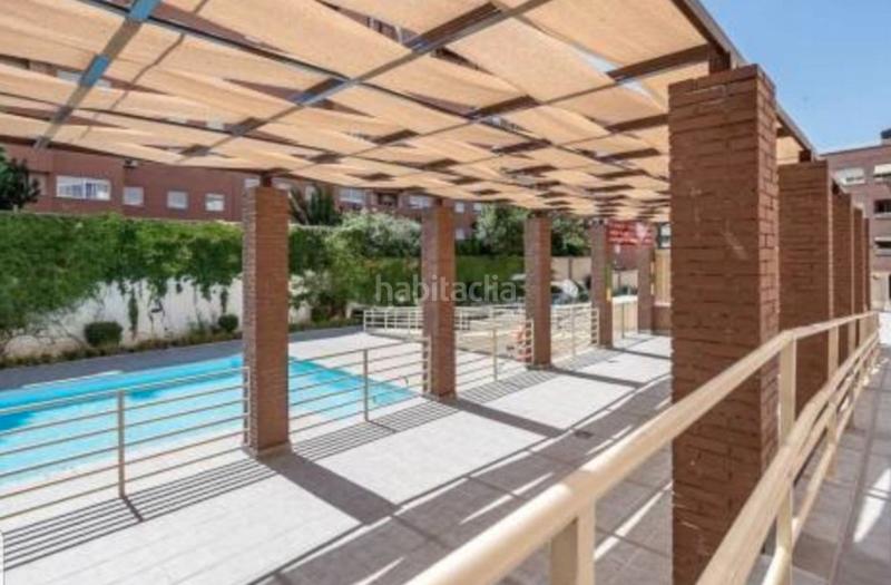 Foto f077f8e9-1343-4205-ae55-ed6f8b78a292. Location appartement dans calle cádiar 10 dans Rosaleda - Juventud Granada