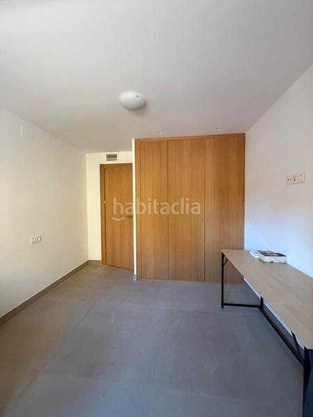 Foto cfd5e45e-0b69-45f3-95ef-7141c9532b8d. Affitto appartamento in avenida pablo picasso 25 in Granada