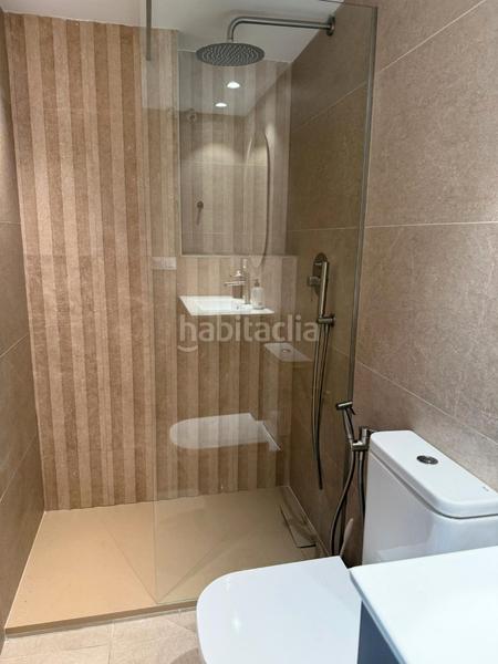 Foto 6d4dc9df-172e-4bd9-b700-f2589f05b3de. Lloguer pis a avenida pablo picasso 25 a Cervantes Granada