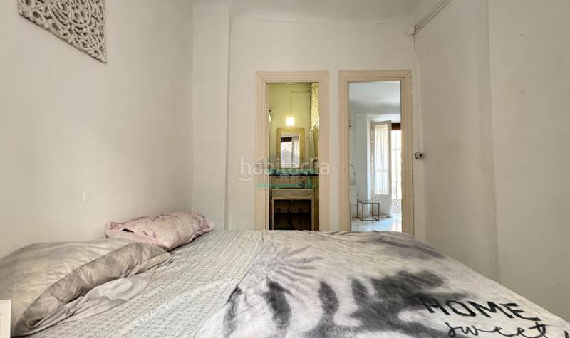 Foto a355d730-58f8-4585-9c4c-708b5e447989. Flat in calle laurel alta boquerón 3 in Centro - Sagrario Granada