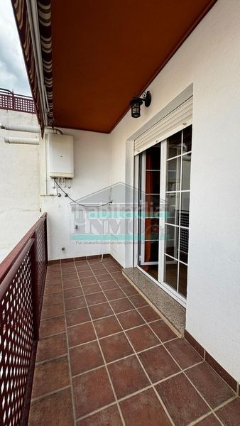 Foto c0e7917b-b0f9-4756-adf8-a4352431b20c. Pis amb calefacció aparcament a Poniente Armilla