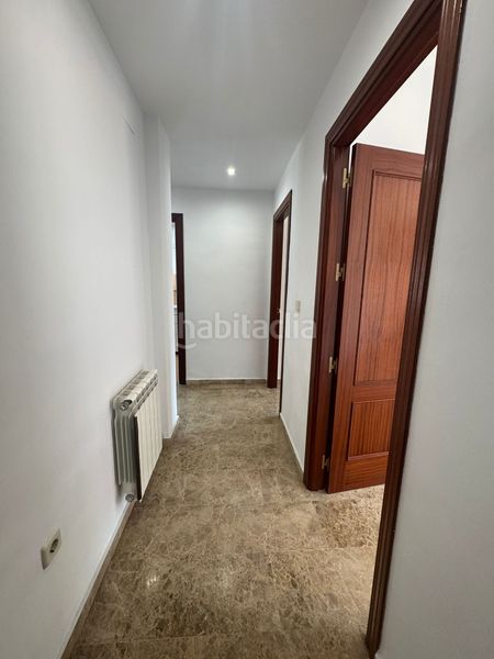 Foto bbbb2f23-d196-4c68-a426-a5f828c22711. Pis amb calefacció aparcament a Ayuntamiento Alhendín
