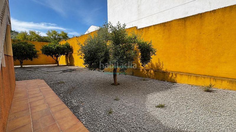 Foto 0fbb5201-677d-49e8-aaa9-fd129725f0c2. Casa a calle isaac newton 21 a Láchar