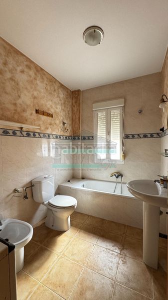 Foto a9cdc888-8b8b-46cb-94e2-5d91be3a0228. Casa a calle isaac newton 21 a Láchar
