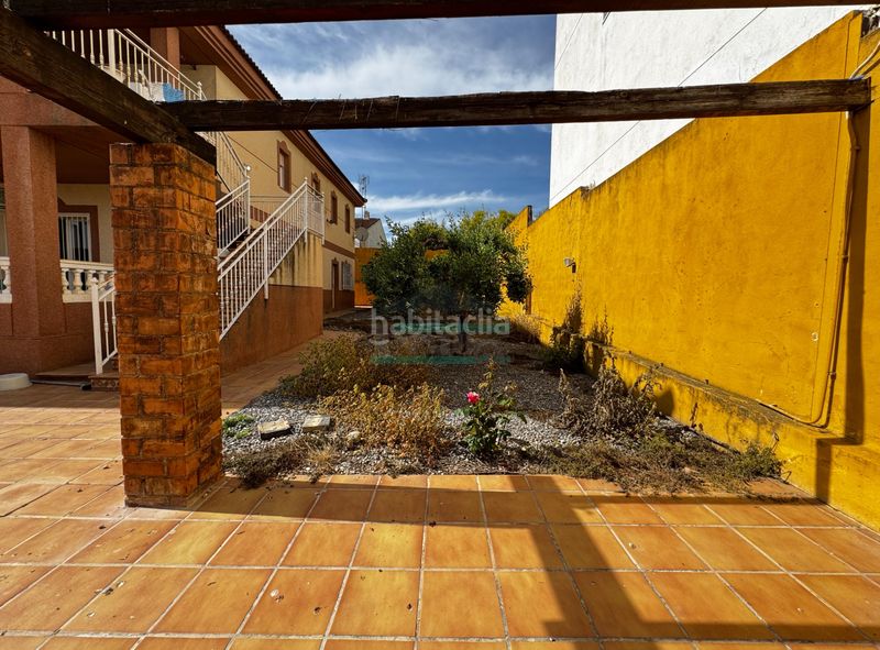 Foto ac68ed7a-f44b-4179-bf95-d9f8c0e56965. Casa a calle isaac newton 21 a Láchar
