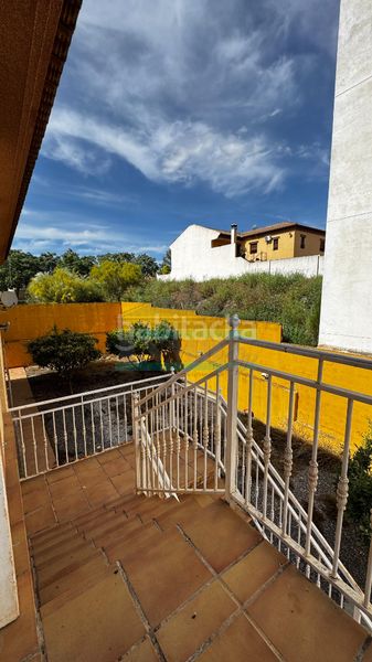 Foto bd81c11f-4da6-445e-b01f-e3696a496130. Casa a calle isaac newton 21 a Láchar