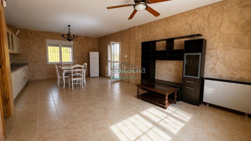 Foto d8d9945b-858a-4214-b729-0fd9242da101. Casa a calle isaac newton 21 a Láchar