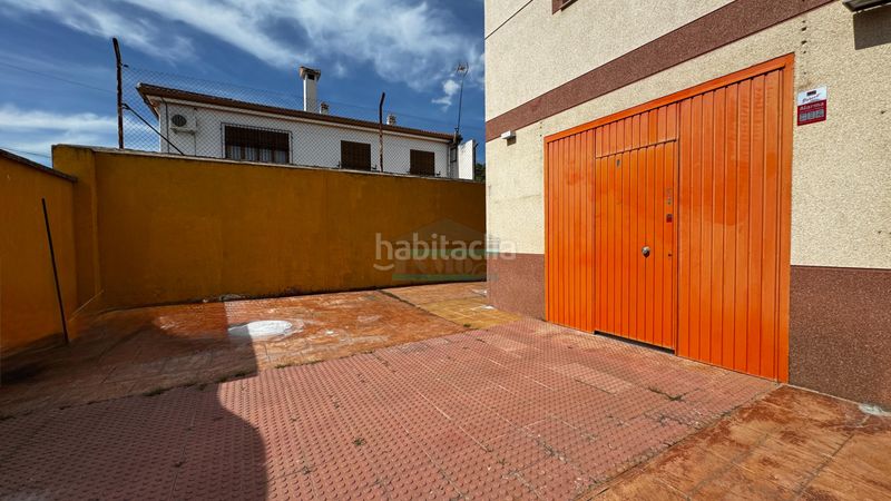 Foto e5614a7d-3ccc-48e7-95a1-89fd9d4f5fac. Casa a calle isaac newton 21 a Láchar
