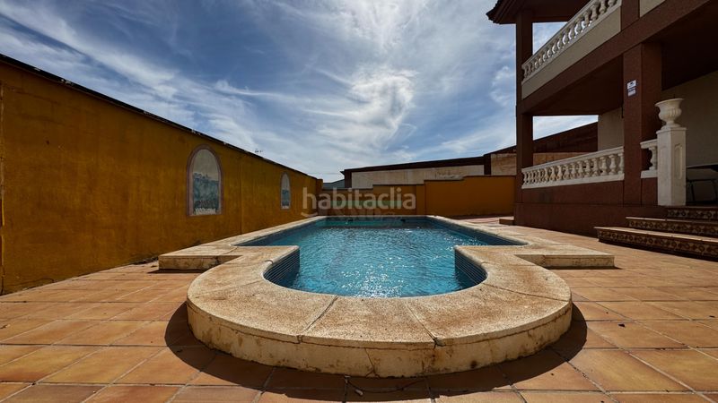 Foto fa169cfc-dd25-4512-b52a-78c6473f4ae3. Casa a calle isaac newton 21 a Láchar