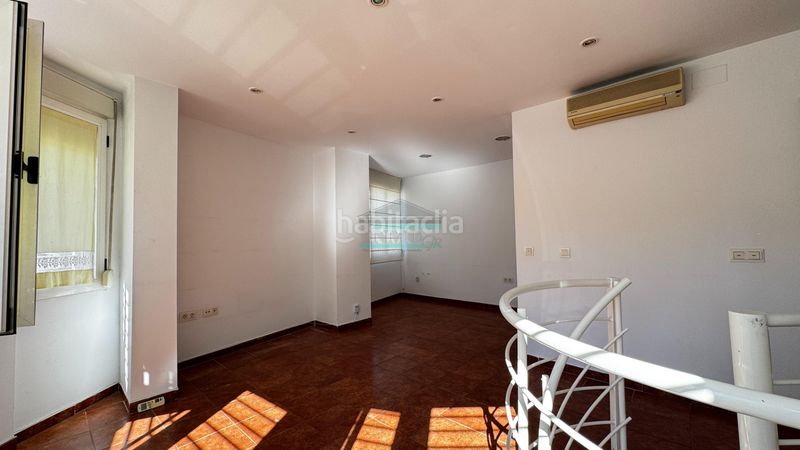 Foto b8282072-b0cd-406a-a150-787d6b421663. Tríplex en calle españa 58 en Cájar