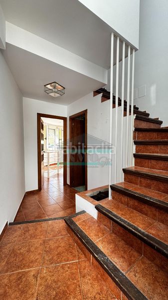 Foto cc609837-e62d-419b-908a-1c77f2357eba. Tríplex en calle españa 58 en Cájar