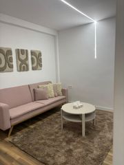 Flat in Calle zamora 6. Precioso piso junto al campus de la salud perfecto para inversor