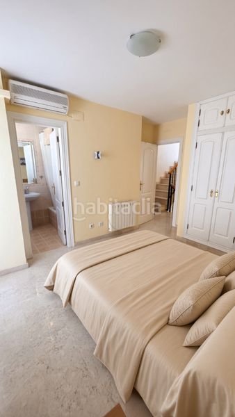 Foto f2b0adbe-a062-49d3-a937-1192e43b69e8. Chalet en calle goya 21 ideal unifamliar adosada en bellavista, en Cájar