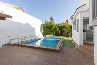 Casa  Avenida suspiro del moro