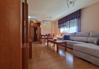 Rent Flat  Calle jarnique 16. Alquiler urbanización novosur
