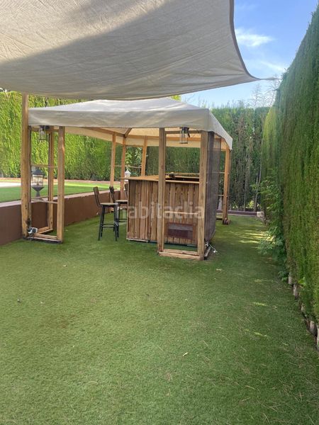Foto 6e7c6937-be58-43a2-bdea-c6771098a8bf. Alquiler chalet en calle cosmos 21 magnífico chalet en zona residencial en Monachil